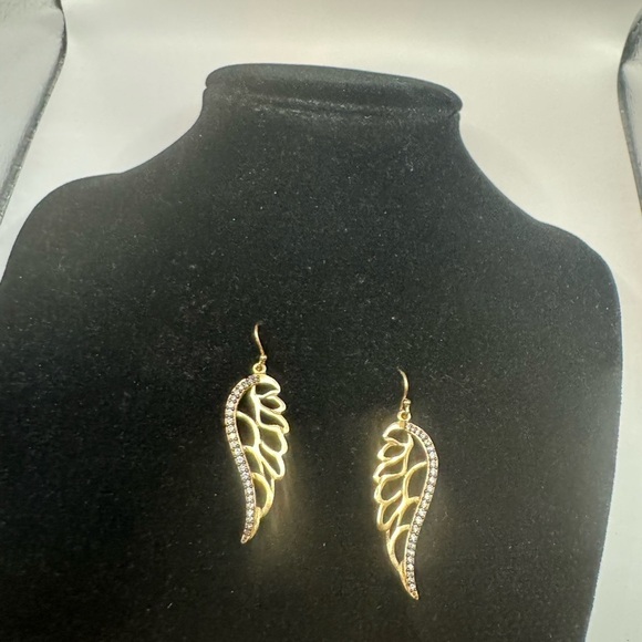 Stella and Dot Bellissimo angel wings with rhinestones earrings - Picture 5 of 6